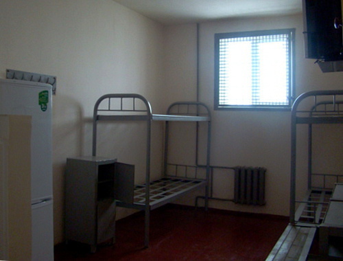 Пустая тюремная камера в новом корпусе СИЗО Нальчика. Фото: © Федеральная служба исполнения наказаний. 2003-2014 г.г., http://www.fsin.su