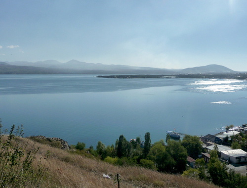 Армения, озеро Севан. Фото Армине Мартиросян для "Кавказского узла"