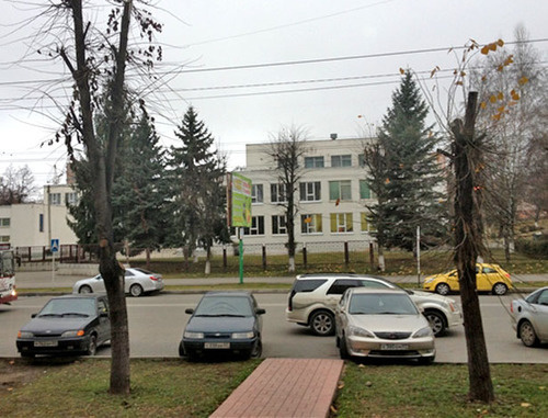 Парковка машин в Нальчике. КБР. Фото http://forum.kbrnet.ru/showthread.php?t=28835&page=15