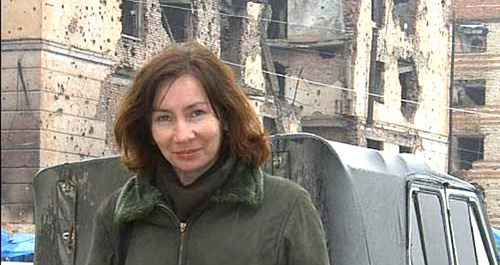 Наталья Эстемирова. Фото: http://novostey.com/politic/news354975.html