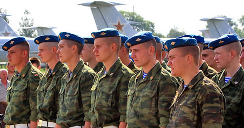 Российские десантники. Фото http://er.ru/news/71926/
