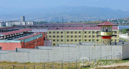 Тюрьма в Грузии. Фото: Вано Шламов / AFP. http://primerinfo.ge/?p=9089