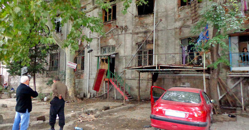 Фасад сгоревшего общежития. Тбилиси, 5 октября 2014 г. Фото Инны Кукуджановой для "Кавказского узла"