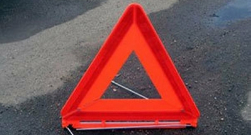 Аварийный дорожный знак. Фото: http://www.30.mchs.gov.ru/upload/dtp.jpg