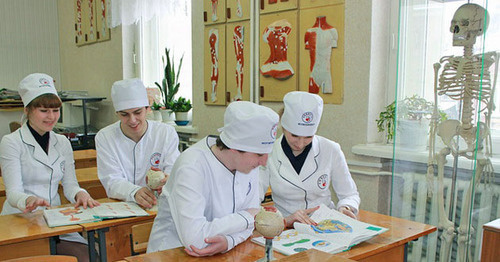 Студенты во время занятий в Краснодарском медицинском институте высшего сестринского образования. Фото: http://www.kmmivso.com/