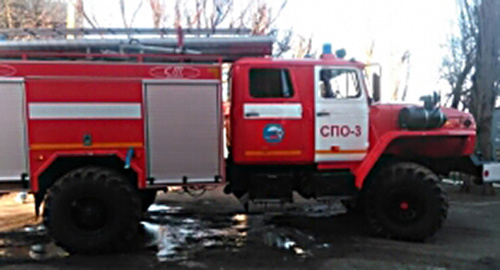 Пожарная машина на месте происшествия. Фото: http://23.mchs.gov.ru/upload/site32/document_operational/1HrSKcKws5-big-350.jpg