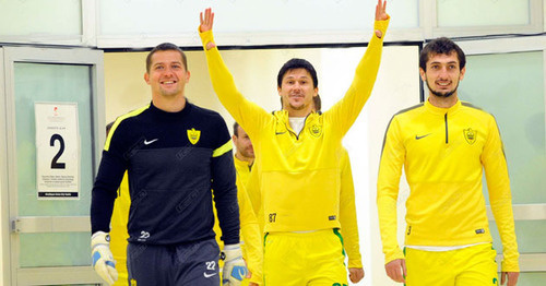 Игроки футбольного клуба "Анжи". Фото http://www.fc-anji.ru/