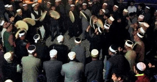Религиозный обряд зикр. Чечня. Фото Ахмеда Альдибирова для "Кавказского узла"