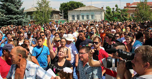 Акция протеста в Пугачеве Саратовской области. Июль 2013 г. Фото http://kprf.ru/