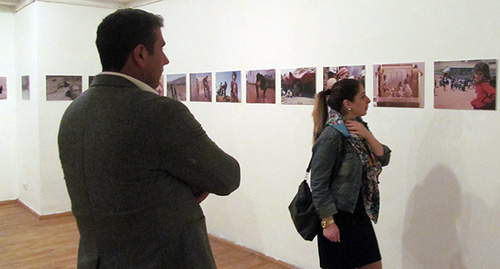 Организаторы выставки преследует цель привлечь внимание международной общественности к проблемам иракских езидов. Фото Тиграна Петросяна