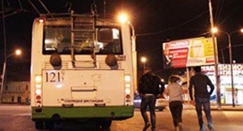 Троллейбус в Астрахани. Фото: http://www.ast-news.ru/upload/iblock/8d0/9j7ssOp-x8w250.jpg
