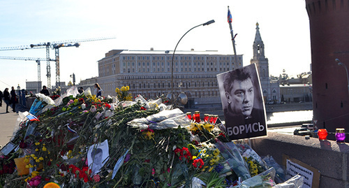 На месте убийства Бориса Немцова в Москве. Фото Светланы Кравченко для "Кавказского узла"