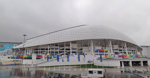 Олимпийский стадион «Фишт» в Сочи.Фото: Ivanaivanova https://ru.wikipedia.org/