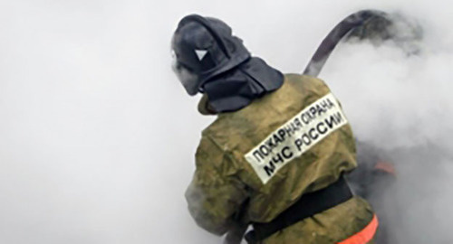 Тушение пожара. Фото: http://www.61.mchs.gov.ru/operationalpage/operational/item/2990567/