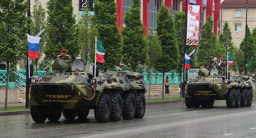 Военная техника на улицах и Грозного 9 мая 2015г. Фото Магомеда Магомедова для "Кавказского узла"