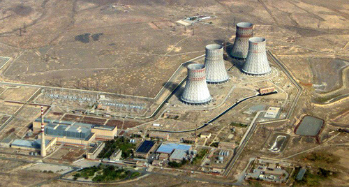 Армянская АЭС. Фото: Stratocles, https://ru.wikipedia.org/wiki/Армянская_АЭС#/media/File:Metsamor_NPP_aerial_view_1.jpg