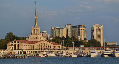 Причал морского порта в Сочи. Фото Светланы Кравченко для "Кавказского узла"