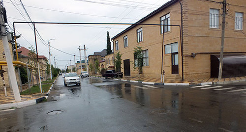 Перекресток улиц Красноармейской и Атаева в Дербернте. Фото Патимат Махмудовой для "Кавказского узла" 