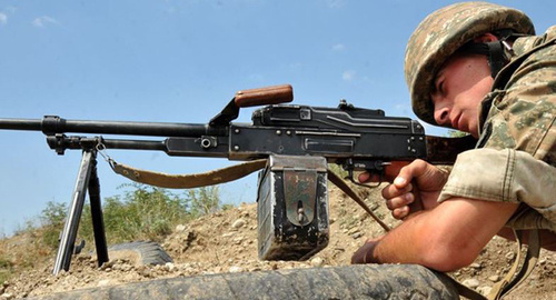 Солдат на передовой. Фото: http://rus.azadliq.mobi/a/26919490.html