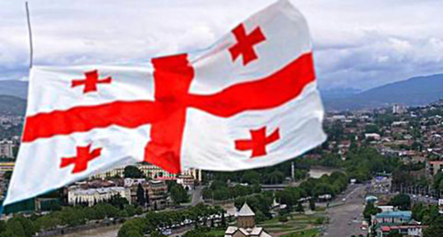Грузинский флаг. Фото: http://www.tbili.city/article/878536
