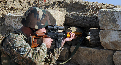 Солдат на передовой. Фото: http://haberciburada.com/cgi-sys/suspendedpage.cgi