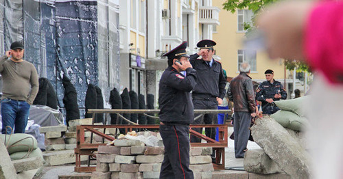 Сотрудники полиции в Грозном. Фото Магомеда Магомедова для "Кавказского узла"