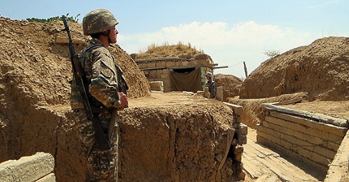 Солдат Армии обороны Нагорного Карабаха на передовой, 19 августа 2014 года. Фото Алвард Григорян для "Кавказского узла"