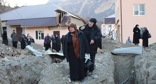 Жители поселка Гимры, декабрь 2014 года. Фото:  http://gimry.ucoz.com/