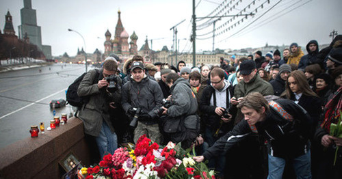 На месте убийства Бориса Немцова. Москва, март 2015 г. Фото: Сергей Карпов / Югополис