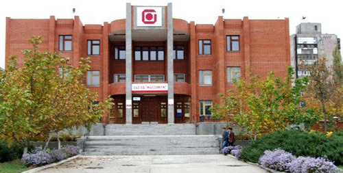 Здание волгодонского банка "Максимум". Фото: http://wikimapia.org/16164093/ru/ОАО-«Коммерческий-банк-Максимум-»