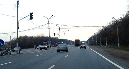 Трасса М-4 "Дон". Фото: Фазиль Гадалов, https://ru.wikipedia.org/wiki/Дон_(автодорога) 