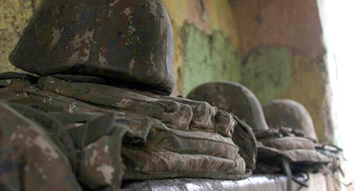 Обмундирование солдата армии НКР. Фото: http://nkr-news.com/arcakh/v-rezultate-obstrela-s-azerbajdzhanskoj-storony-pogib-armyanskij-soldat.html
