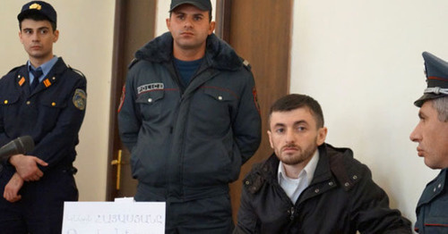 Активист Айк Кюрегян в зале суда. Фото http://hetq.am/