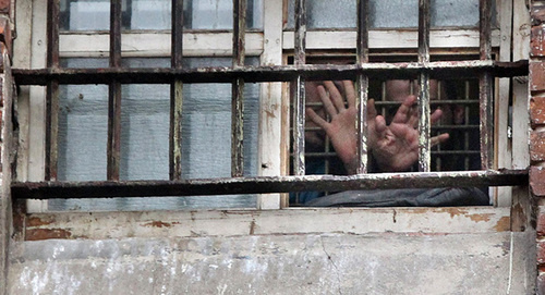Тюремное окно. Фото:  Sputnik. Алексей Куденко, http://sputnik-abkhazia.ru/Abkhazia/20151210/1016574910.html