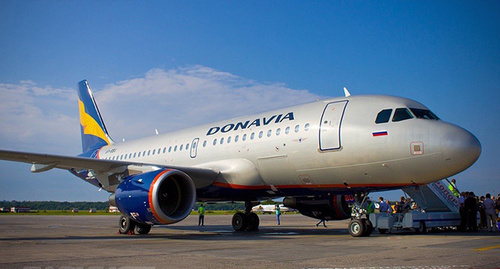 Самолёт компании "Донавиа". Фото: http://bloknot-rostov.ru/news/bolshe-poloviny-sotrudnikov-donavia-vynuzhdeny-bud-706664