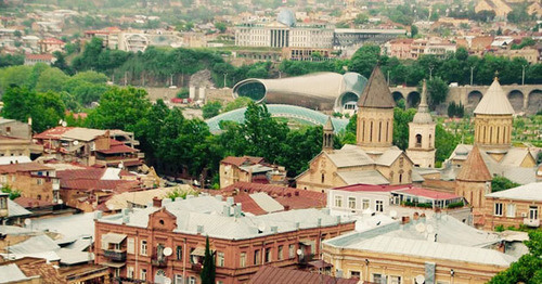 Христианские церкви в старой части Тбилиси. Фото Магомеда Магомедова для "Кавказского узла"