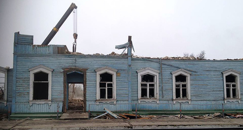 Снос здания вокзала станции «Гумрак». Фото Татьяны Филимоновой для "Кавказского узла"