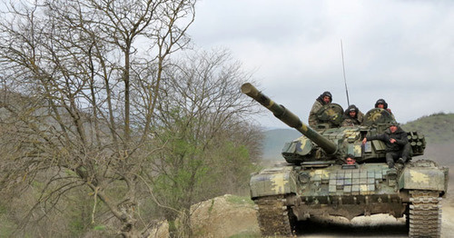 Военная техника армии Нагорного Карабаха на линии соприкосновения. 7 апреля 2016 г. Фото Алвард Григорян для "Кавказского узла"