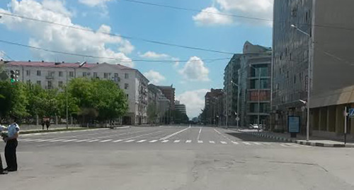 Улица Лорсанова в центре Грозного. Фото  Николая Петрова для "Кавказского узла"
