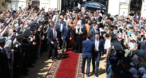 Встреча Патриарха Кирилла в Нальчике, 15 мая 2016 года. Фото пресс-службы главы Кабардино-Балкарии, glava.kbr.ru