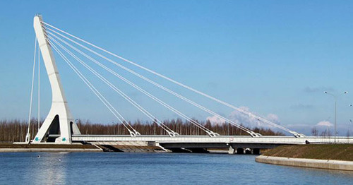 Мост в Санкт-Петербурге, который хотят переименовать в мост имени Кадырова. Фото: RFE/RL
