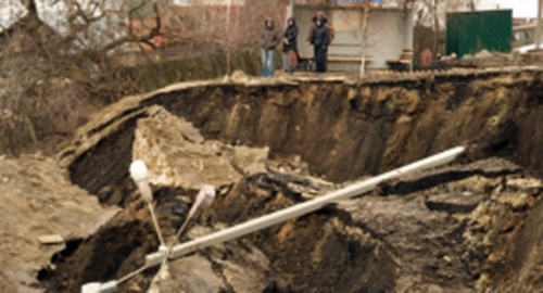 Обвал горной породы. Фото: http://95.mchs.gov.ru/operationalpage/operational/item/3779258/