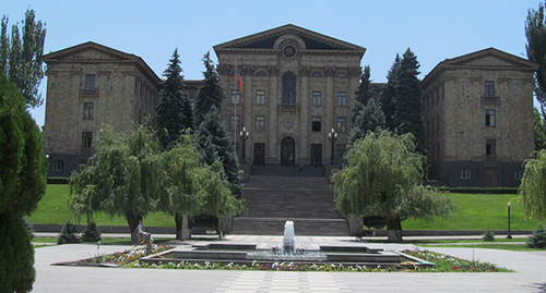 Здание Парламента Армении. Фото Тиграна Петросяна для "Кавказского узла" 