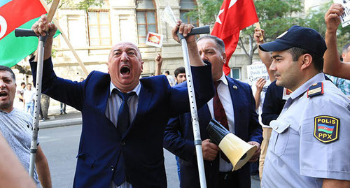  Акция протеста перед офисом Евросоюза, сентябрь 2015. Фото Азиза Каримова для "Кавказского узла"