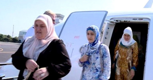 Возвращение чеченских паломников из хаджа. Фото: grozny.tv