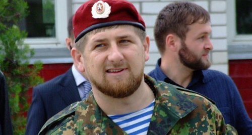 view_Ramzan_Kadyrov_v_krapovom_berete.jp