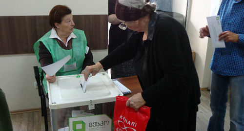 Голосование на участке в Тбилиси. 8 октября 2016 года. Фото Инны Кукуджановой для "Кавказского узла"
