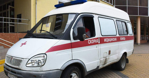 Машина скорой помощи. Фото Елена Синеок, ЮГА.ру