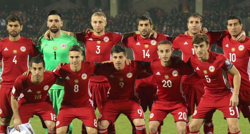 Стартовый состав армянской сборной на матче с Черногорией 11 ноября 2016 года. Фото: ffa.am