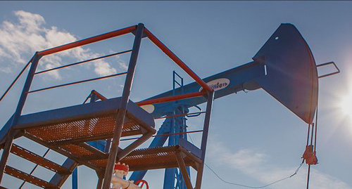 Нефтяная вышка. Фото: http://www.russneft.ru/